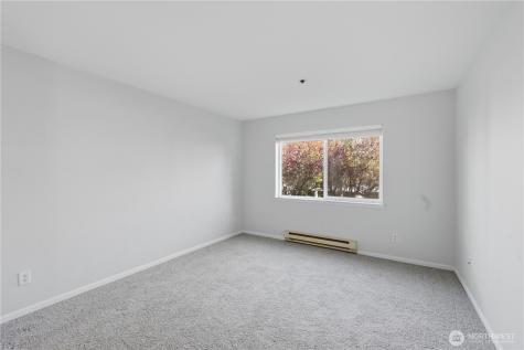 975 NE Aberdeen Avenue Renton WA 98056