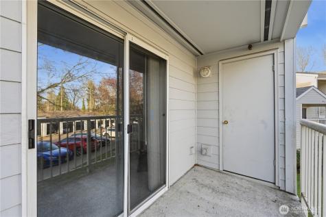 975 NE Aberdeen Avenue Renton WA 98056