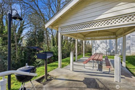 975 NE Aberdeen Avenue Renton WA 98056
