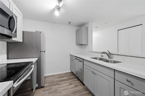 975 NE Aberdeen Avenue Renton WA 98056
