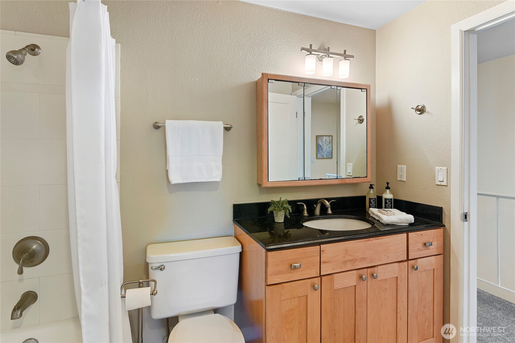 213 Shepard Way NW Bainbridge Island WA 98110