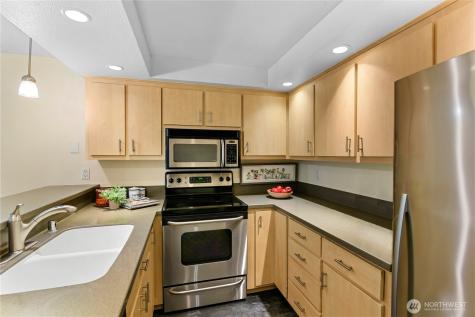 213 Shepard Way NW Bainbridge Island WA 98110