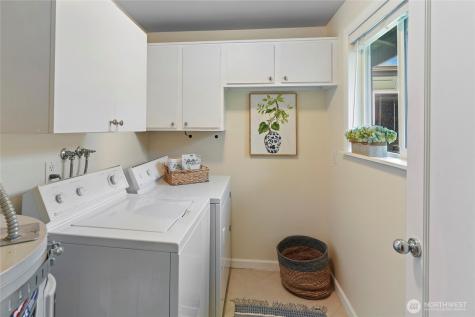 213 Shepard Way NW Bainbridge Island WA 98110