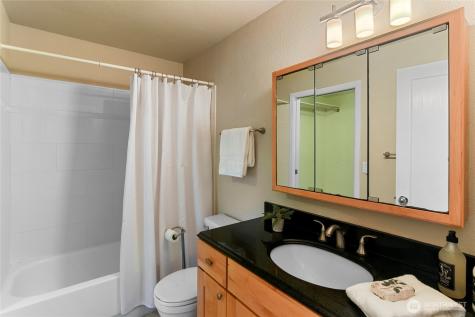 213 Shepard Way NW Bainbridge Island WA 98110