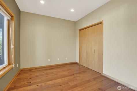 300 W 8th Street Vancouver WA 98660
