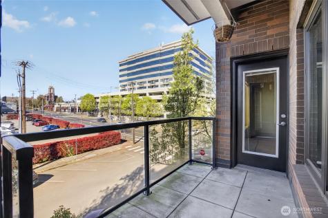 300 W 8th Street Vancouver WA 98660