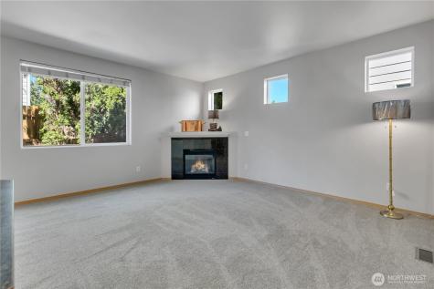 19124 97 Avenue Ct E Puyallup WA 98375