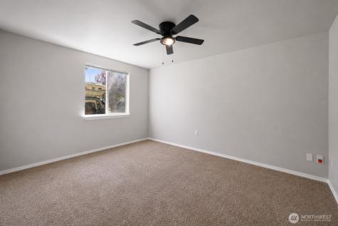 10214 13th Avenue Ct E Tacoma WA 98445