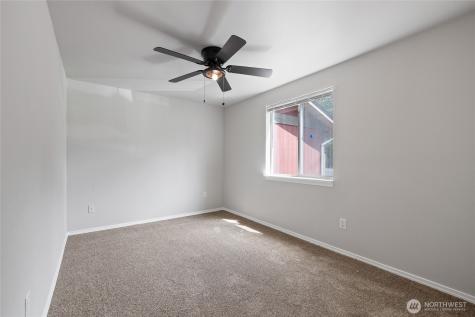 10214 13th Avenue Ct E Tacoma WA 98445