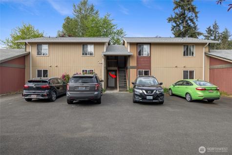 10214 13th Avenue Ct E Tacoma WA 98445
