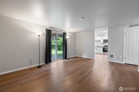 10214 13th Avenue Ct E Tacoma WA 98445