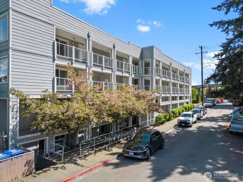 3318 30TH Seattle WA 98126