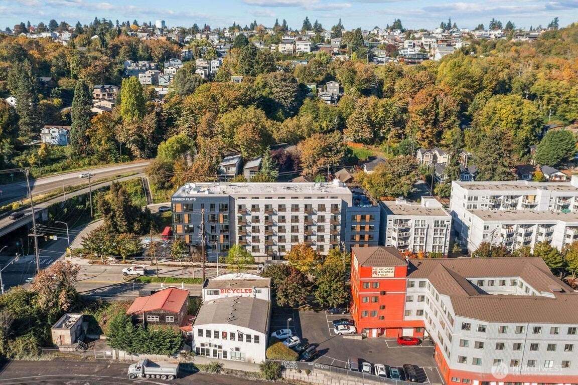 3318 30th Avenue SW Seattle WA 98126