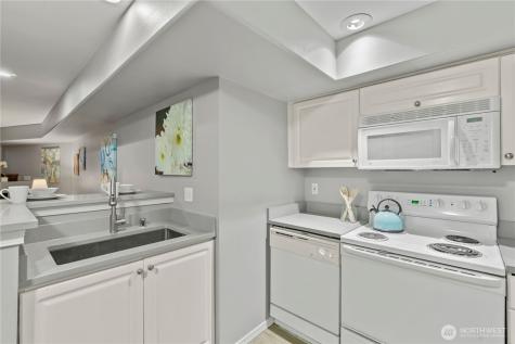 3318 30th Avenue SW Seattle WA 98126