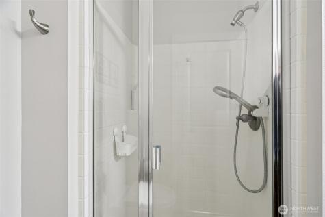 21264 SE 42nd Lane Issaquah WA 98029