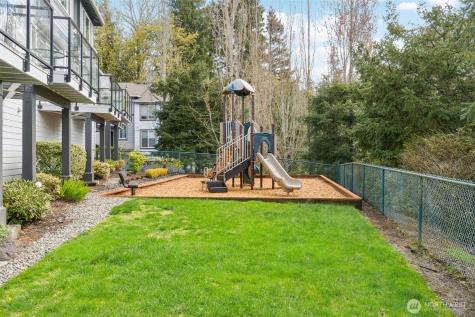 21264 SE 42nd Lane Issaquah WA 98029