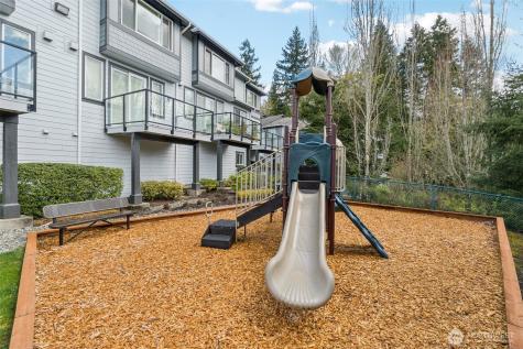 21264 SE 42nd Lane Issaquah WA 98029