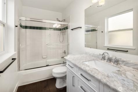 1101 10th Street Snohomish WA 98290