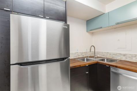 14665 NE 34th Street Bellevue WA 98007