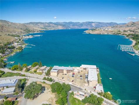 322 W Woodin Avenue Chelan WA 98816