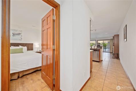 322 W Woodin Avenue Chelan WA 98816