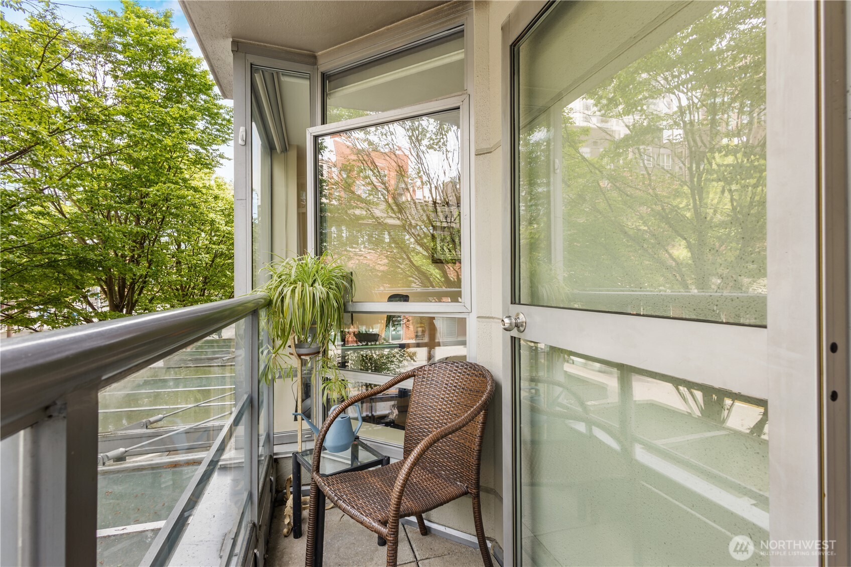 2929 1st Avenue Seattle WA 98121