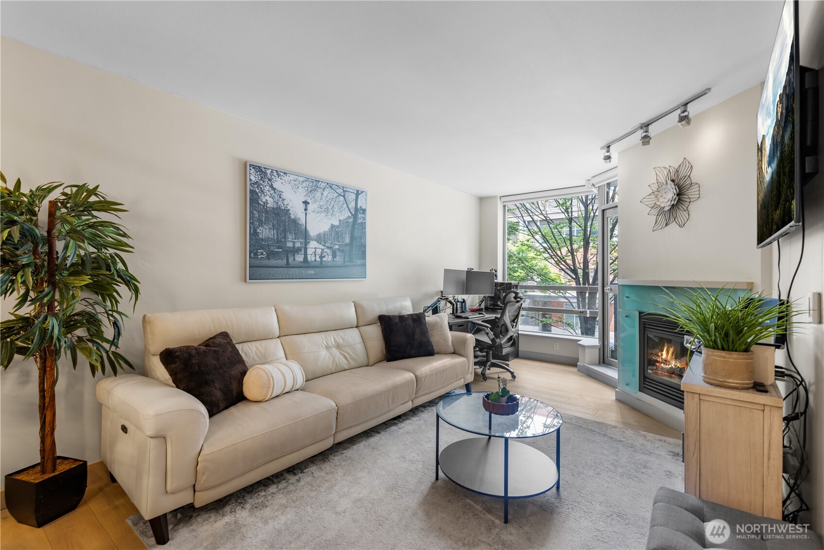 2929 1st Avenue Seattle WA 98121