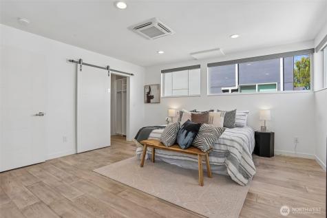 1926 Ferry Avenue SW Seattle WA 98116