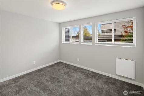 3055 80th Avenue SE Mercer Island WA 98040