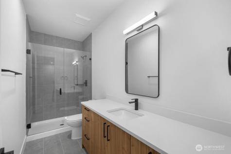 695 NW Locust St (Homesite #9) Issaquah WA 98027