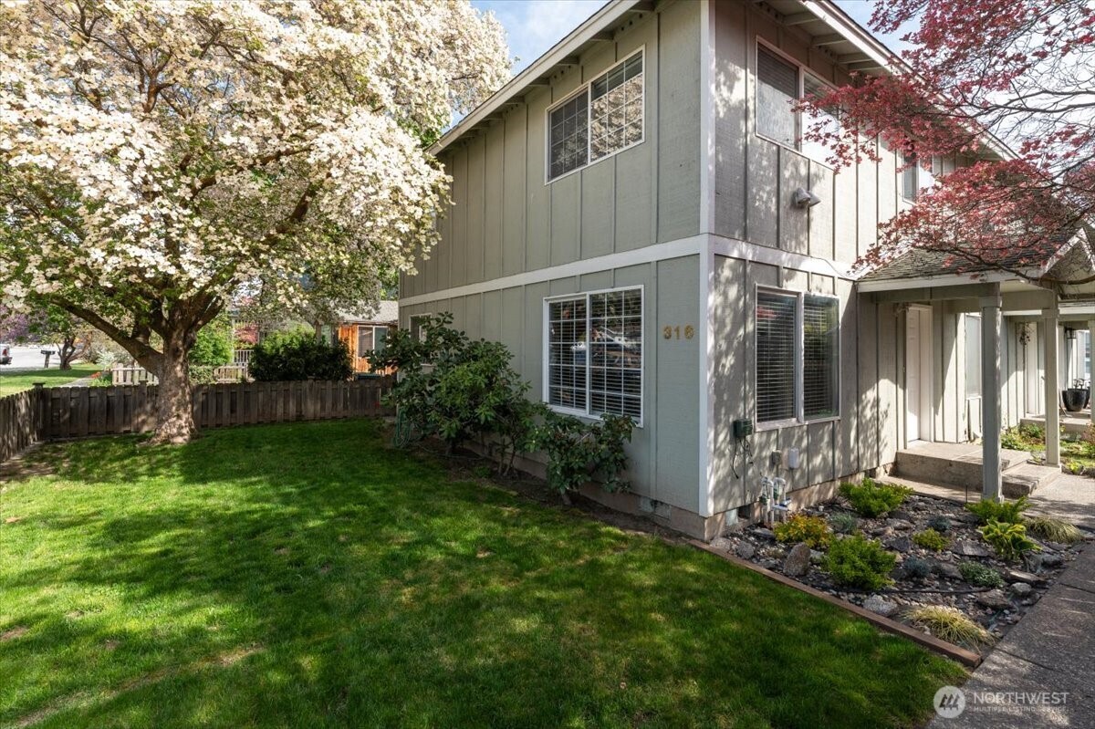 316 E Wapato Avenue Chelan WA 98816