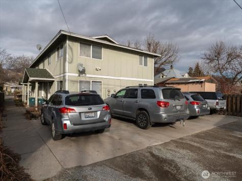 316 E Wapato Avenue Chelan WA 98816