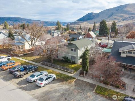 316 E Wapato Avenue Chelan WA 98816