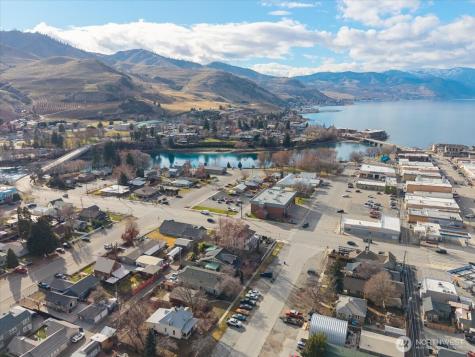 316 E Wapato Avenue Chelan WA 98816