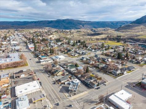 316 E Wapato Avenue Chelan WA 98816