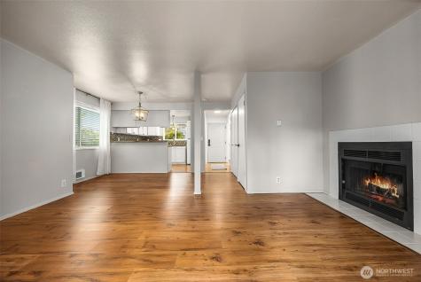 1526 192nd Street SE Bothell WA 98012