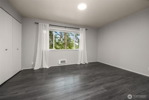 1526 192nd Street SE Bothell WA 98012