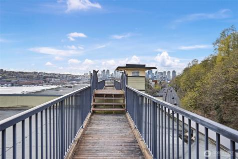 655 Crockett Street Seattle WA 98109