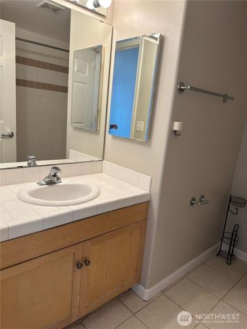 4722 12th Avenue NE Seattle WA 98105