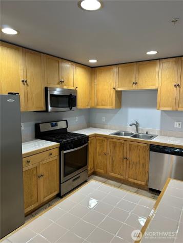 4722 12th Avenue NE Seattle WA 98105