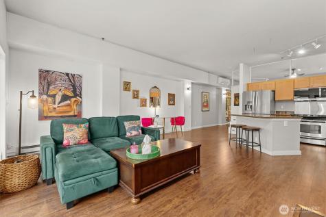 526 1st Avenue S Seattle WA 98104