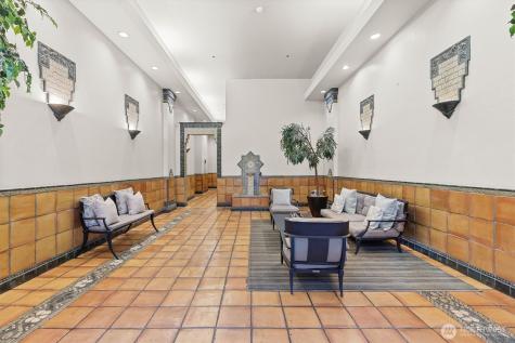 526 1st Avenue S Seattle WA 98104