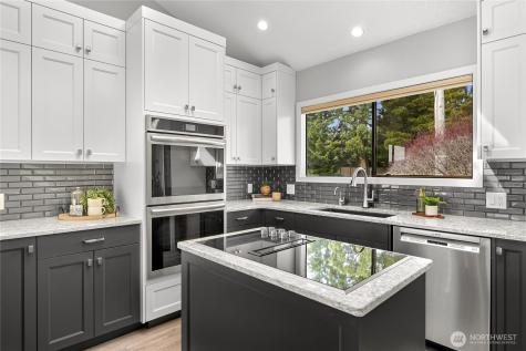 708 Poplar Drive Bellingham WA 98226