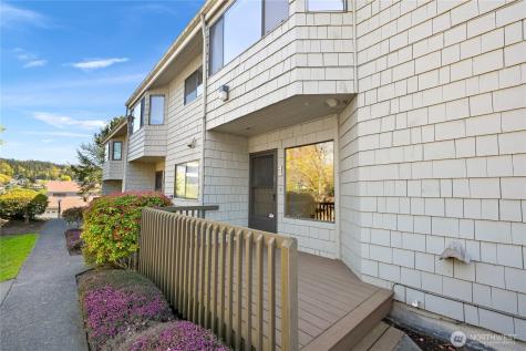 708 Poplar Drive Bellingham WA 98226