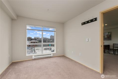 2818 Grand Avenue Everett WA 98201