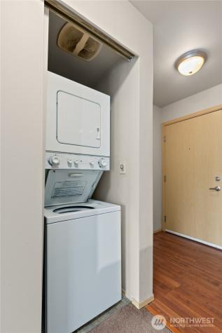 2818 Grand Avenue Everett WA 98201