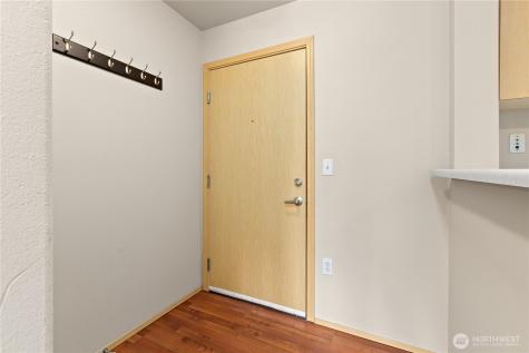 2818 Grand Avenue Everett WA 98201