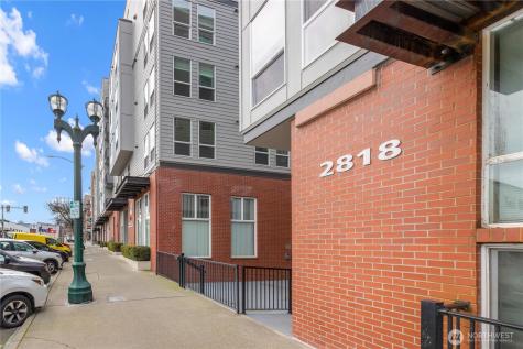 2818 Grand Avenue Everett WA 98201