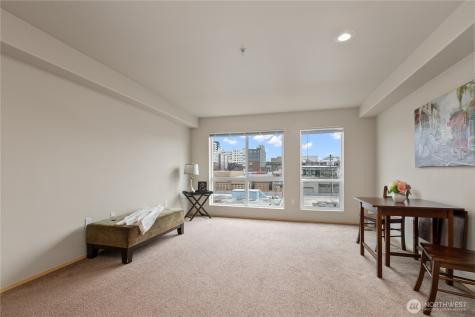 2818 Grand Avenue Everett WA 98201