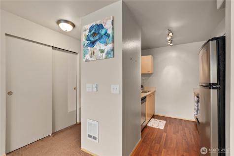 2818 Grand Avenue Everett WA 98201